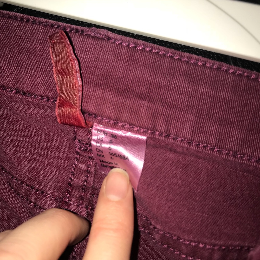 Shorts - Picture 3 of 3